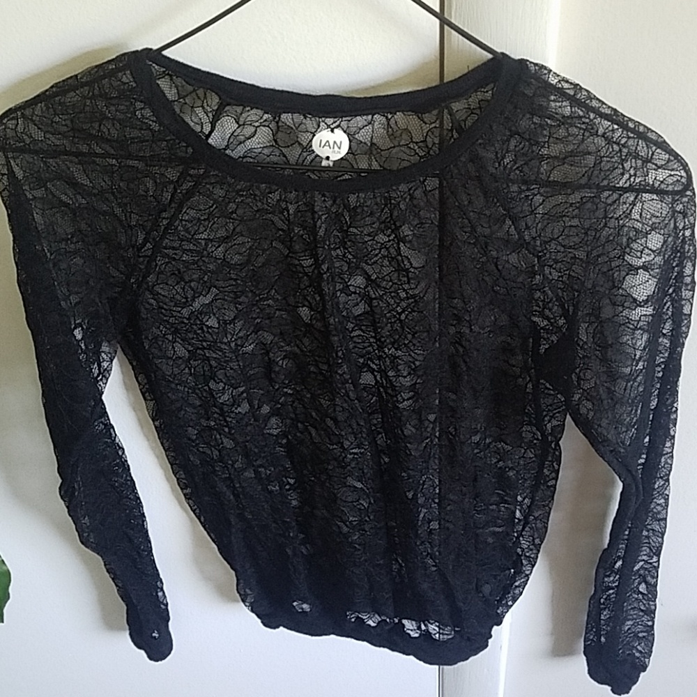 Black lace long sleeves top